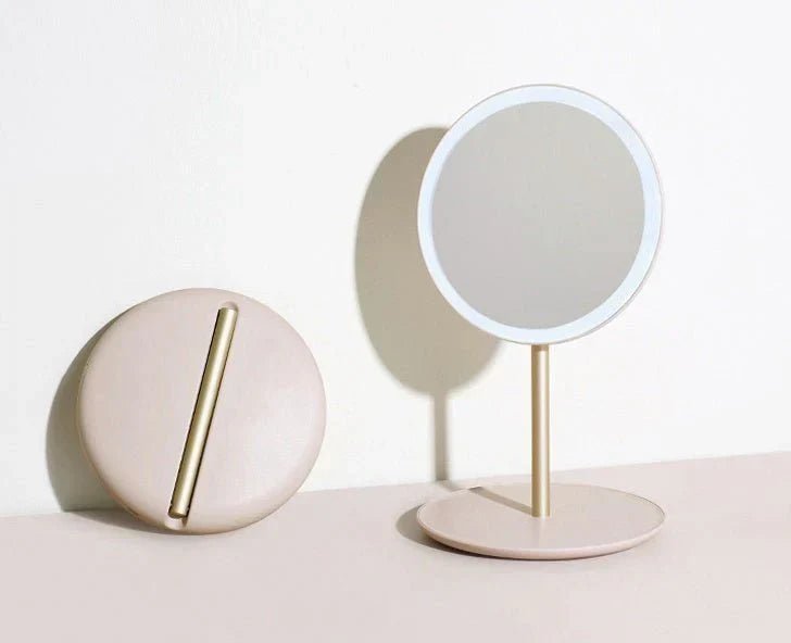 LED Folding Mirror Make - up Mirror ( UAE Delivery Time: 1 - 3 Days ) - MS - uaeLED Folding Mirror Make - up Mirror ( UAE Delivery Time: 1 - 3 Days )